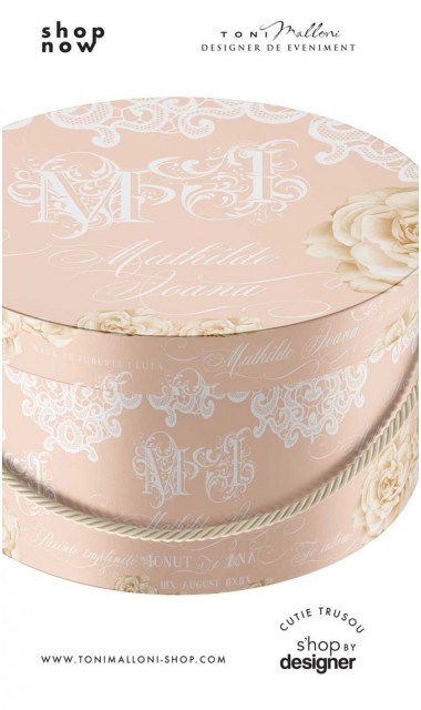 Cutie trusou botez somon cu model dantelat alb si monograma nume bebe 2
